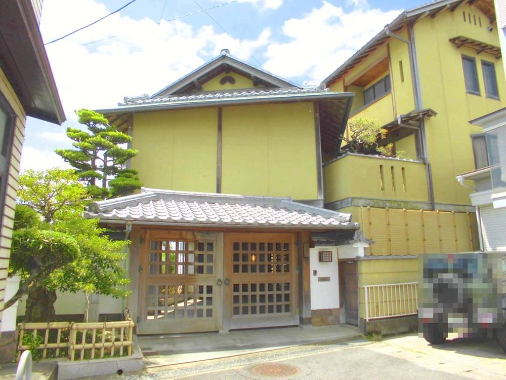 羽束師鴨川町 6280万円