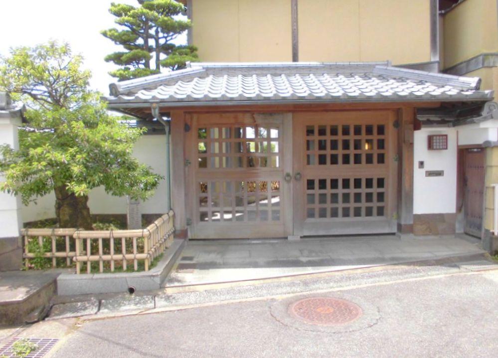 羽束師鴨川町 6280万円