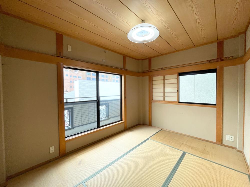 Amazon.co.jp: 小さな建設業の脱!どんぶり勘定: 事例でわかる