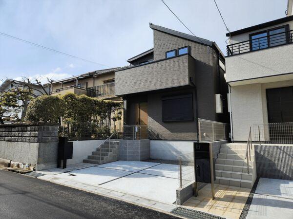 神戸市須磨区緑が丘の家