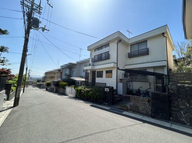 日展 山崎啓次作1.8尺横池畔新緑 昭和12年生 大阪 縦165cm 幅67 日展 山崎啓次作1.8尺横池畔新緑 昭和12年生 大阪 縦165cm