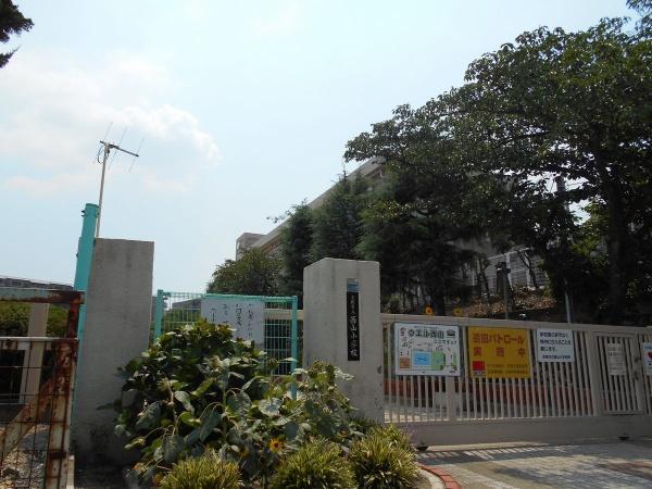 detached 兵庫県宝塚市野上５