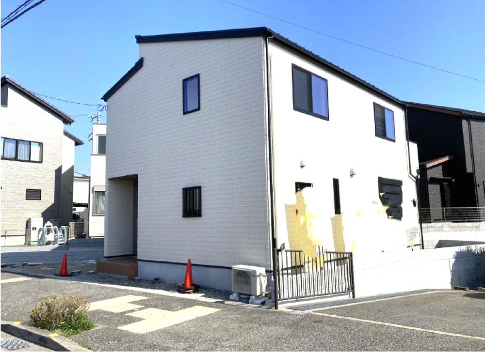 魚住町住吉３（山陽魚住駅） 3580万円