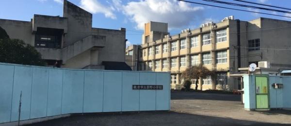 detached 大阪府枚方市禁野本町１