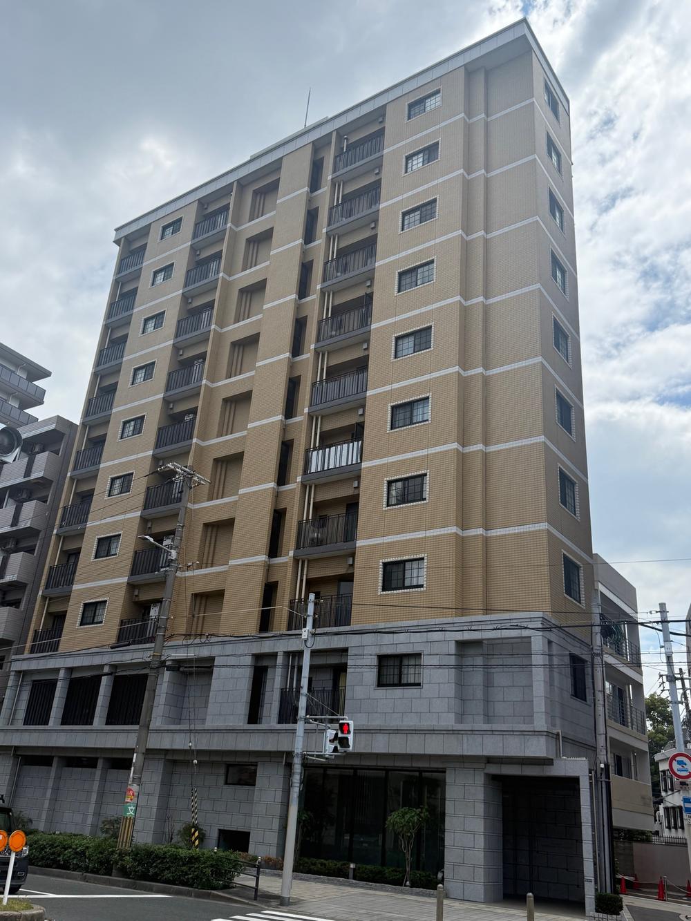 【中古】 大阪市天王寺区/ゼンリン 株式会社シュテルン天王寺店舗中古車在庫一覧 | 中古車ならグー