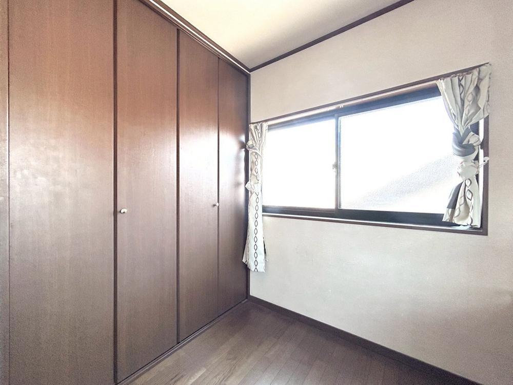 detached 大阪府八尾市中田１