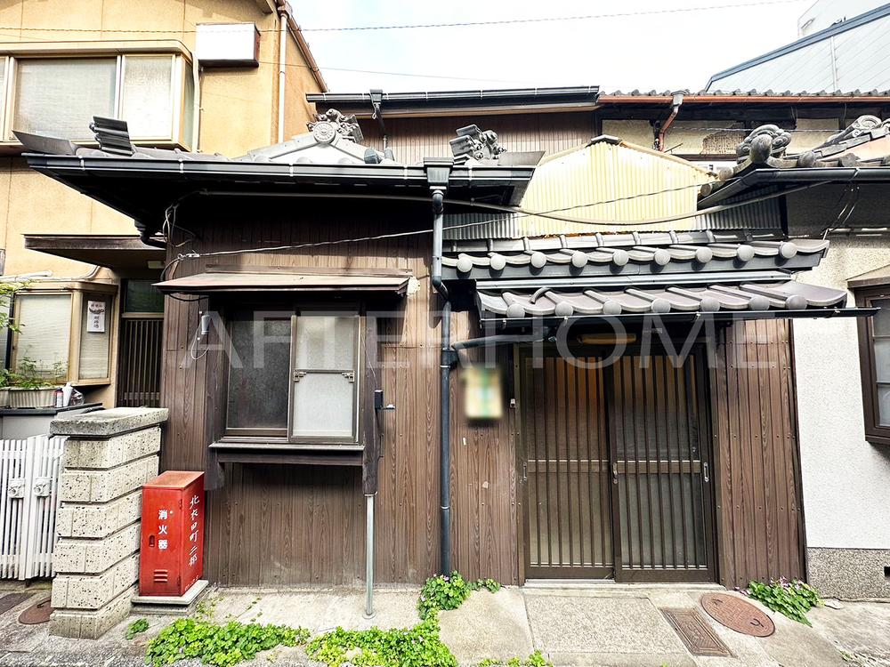 西七条北衣田町（西大路駅） 1980万円