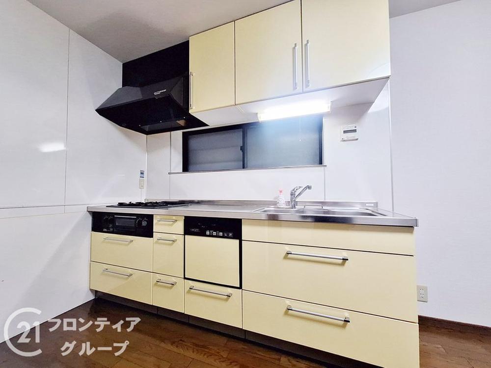 東大阪市本町　中古一戸建て