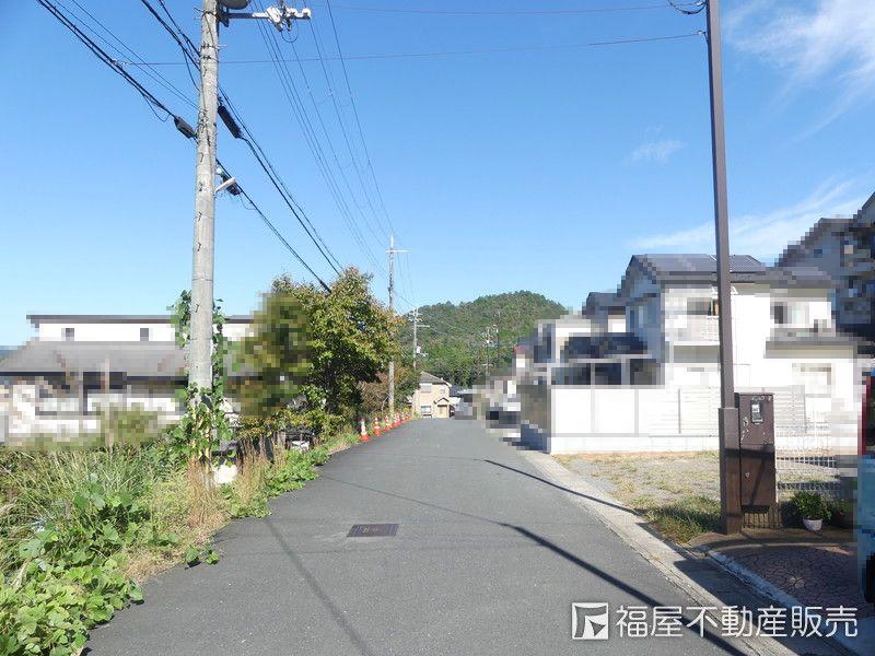 小さな町にて 現代]小さな町