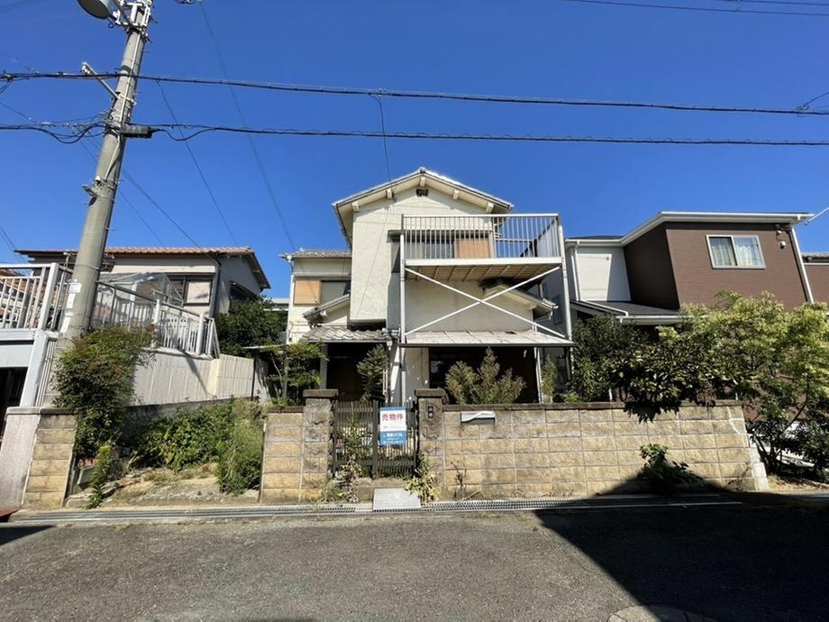 魚住町西岡（東二見駅） 1380万円