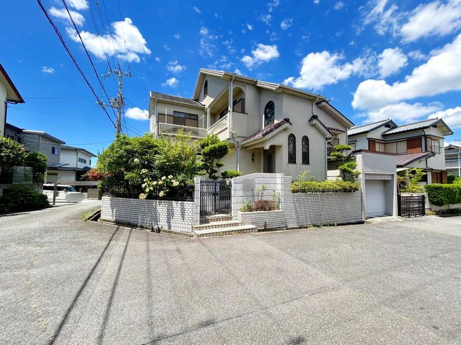 広陵町1(山の街駅) 2400万円