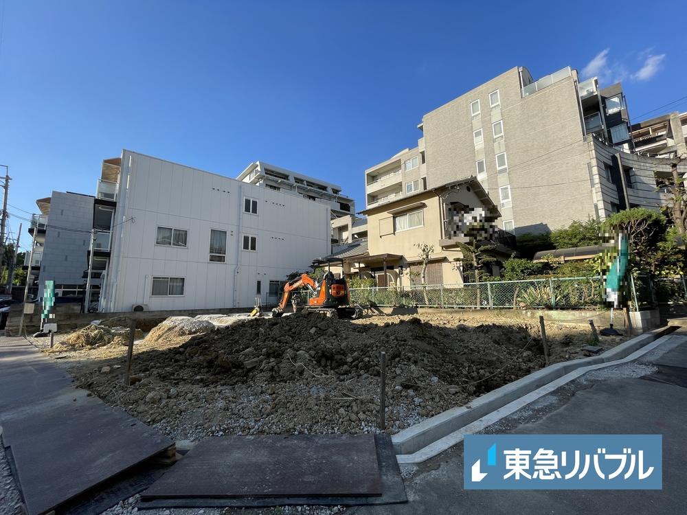 大阪府豊中市刀根山4丁目　新築戸建2棟