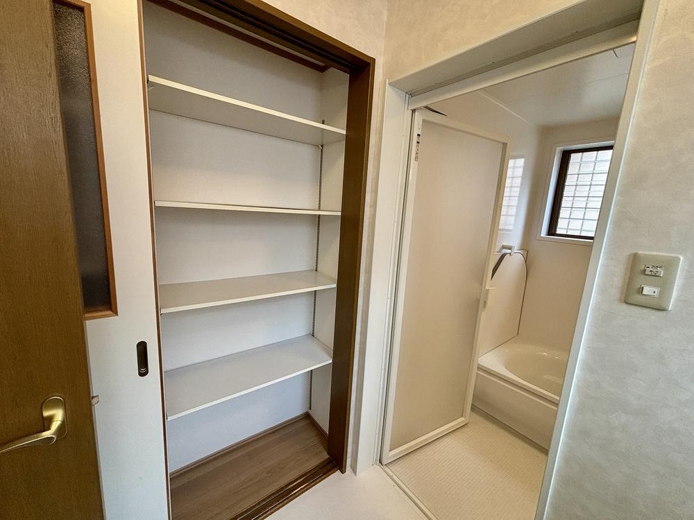 detached 大阪府豊中市若竹町１