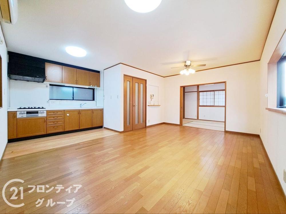 東大阪市中鴻池町３丁目　中古一戸建て