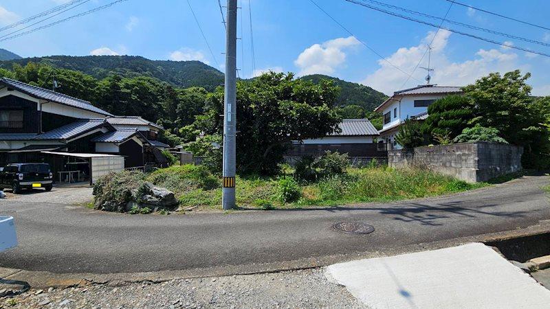 寒川町（伊予寒川駅） 529万円