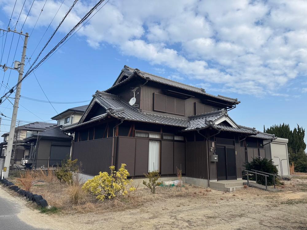 Cheap house for sale in Nakatadogun, Kagawa