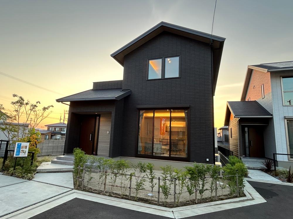 YUZＡと他１点 三万円相当の品 半額でお譲りします早いものがち本日終了 総額3000万円】超大幅値下げ！半期決算キャンペーン