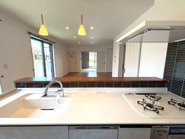 高知市鴨部　新築一戸建て（西棟