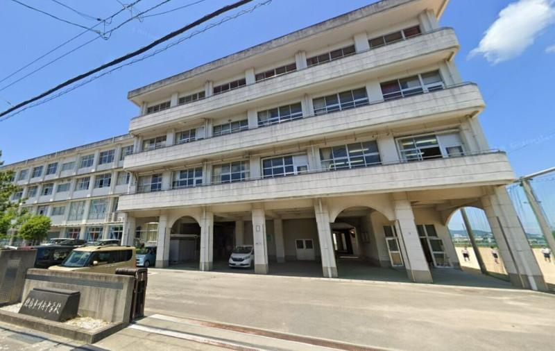 detached 徳島県徳島市川内町金岡