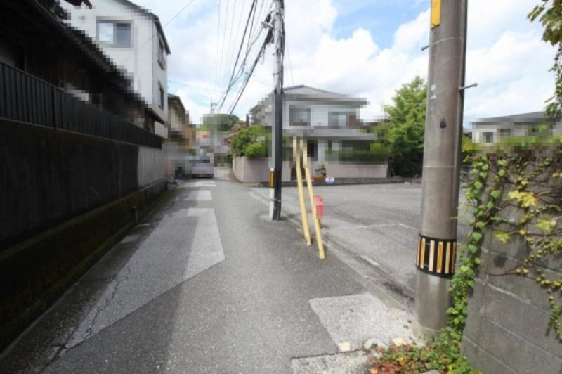 新屋敷　建築条件付き　売土地