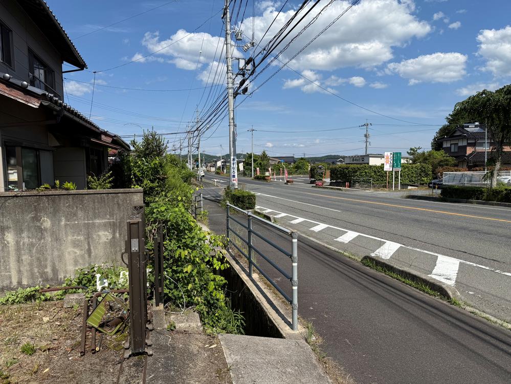 detached 岡山県津山市上村337番2　外4筆