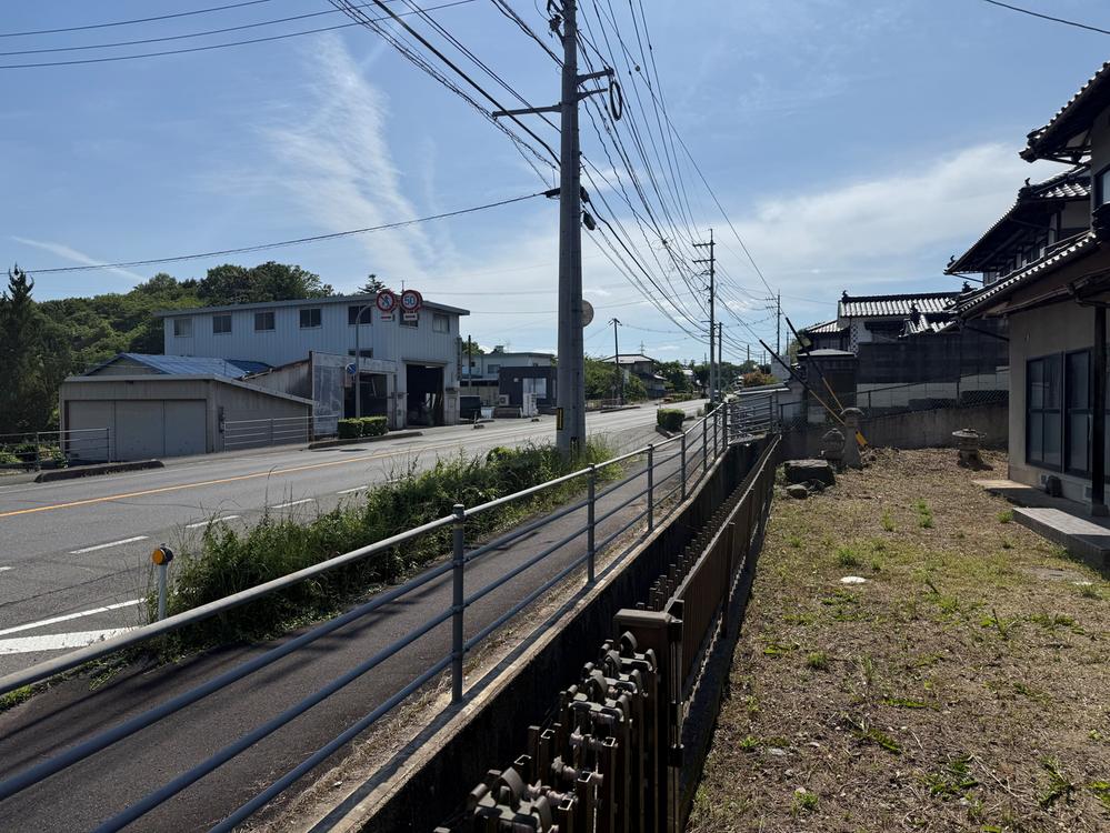 detached 岡山県津山市上村337番2　外4筆