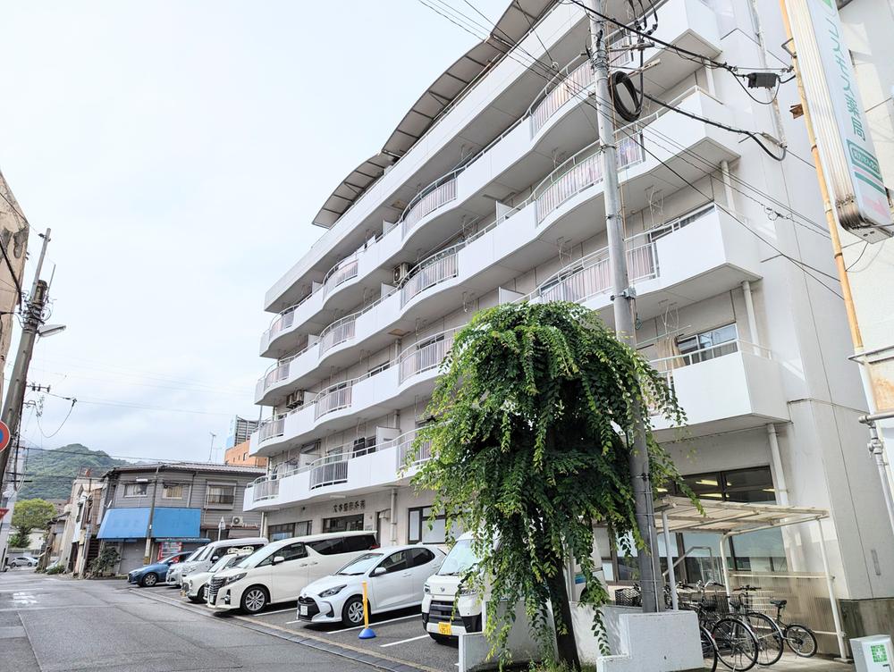 【中古】 土地建物・マイホームの節税対策 こんなにちがう 〔’９６年度〕/ぱる出版/森昭憲 物件情報（売買／中古戸建・マンション） ｜ モリショウ神奈川県