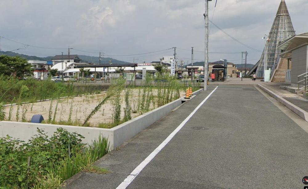 上出部町（井原駅） 1633万4000円