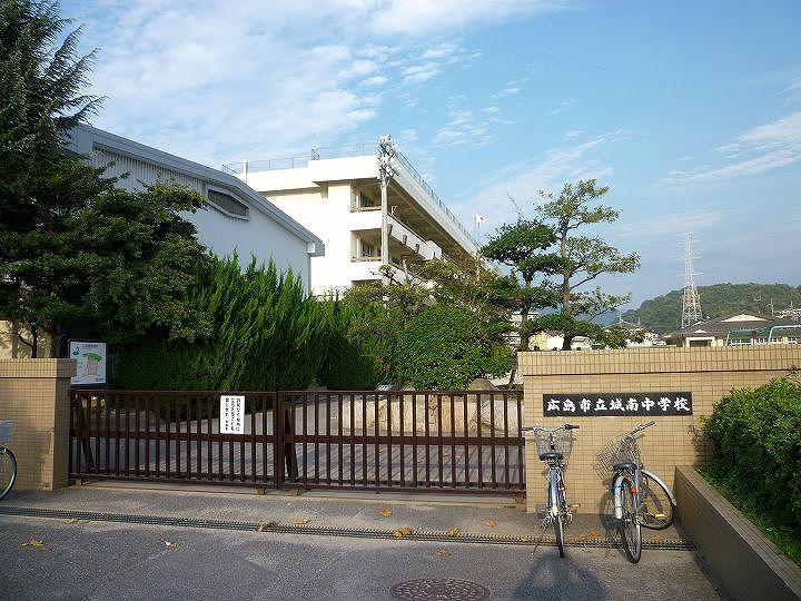 川内２ 4380万円