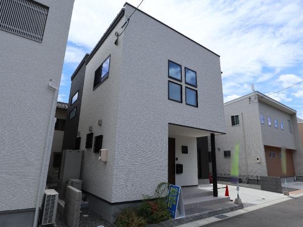 伴東３（伴駅） 4200万円