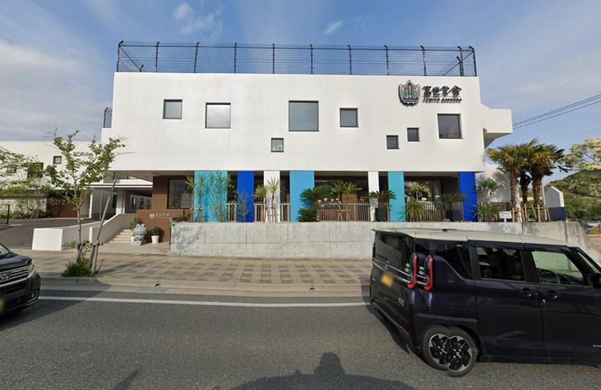 Amazon.co.jp: （古本）地域住宅工房のネットワーク 住まいから