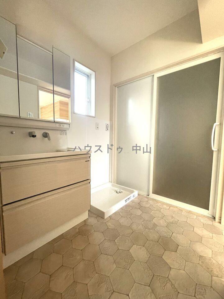 detached 鹿児島県鹿児島市皇徳寺台３