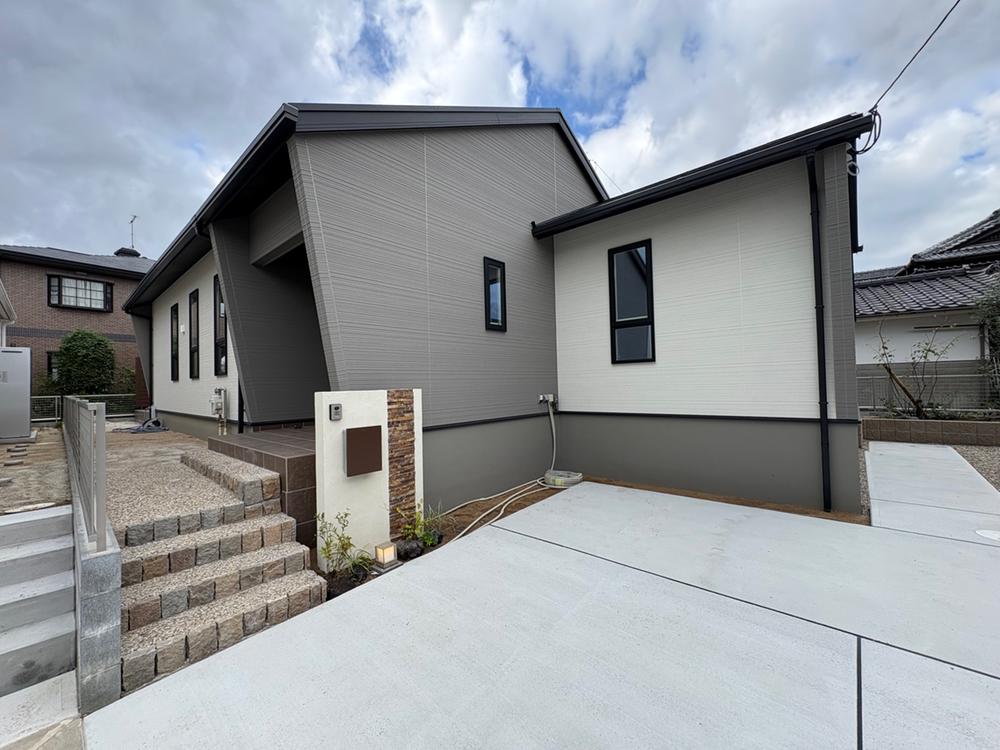 SUUMO】【辰巳住研】ポコタウン小郡 station front CRASIEN