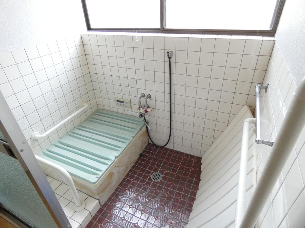 detached 福岡県直方市大字感田2391-19