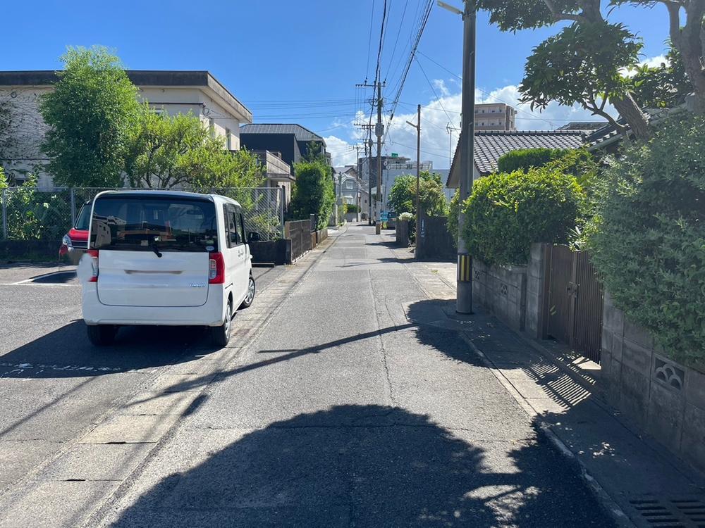 ●万代ホーム●アクロスプラザ与次郎まで車で4分！街中の住宅地『コガネシティ』残2区画