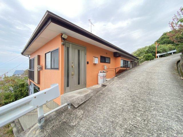 1年前に購入しましたが乗ったのは3ヶ月くらいです屋根つきの場所で保管してました 1年前に購入しましたが乗ったのは3ヶ月くらいです