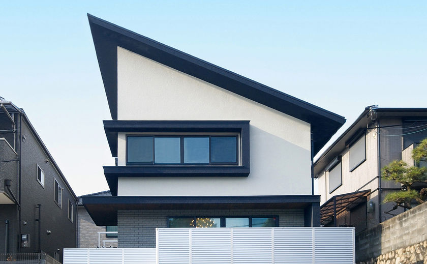 吹抜けの家  福山住宅 希望に合ったOB宅見学へご案内。リアルサイズの家が体感できるの画像