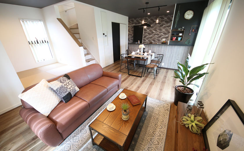 with mama　-ウィズママ- シンプルフレンチからブルックリンスタイルまで。多彩なデザインバリエーションの画像