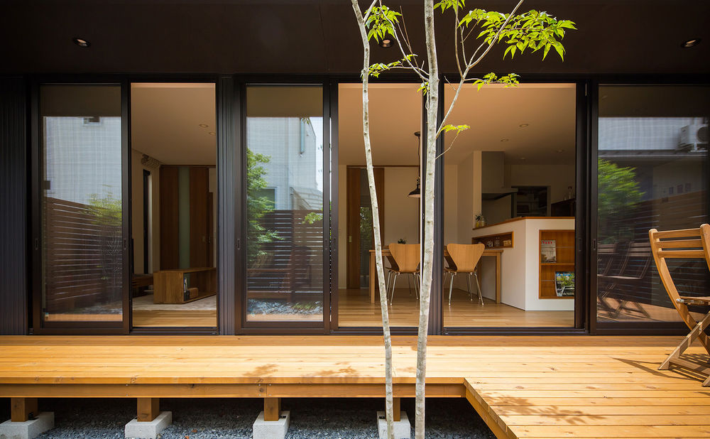 ルポハウス一級建築士事務所 夏は木陰、冬は陽だまり。建てる土地に合わせたパッシブデザインの家の画像