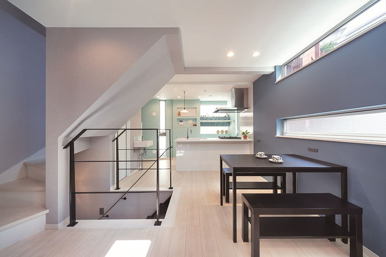 フォーライフ 標準で耐震等級3、断熱等性能等級5、制震装置などを装備した安心・安全の住まいの画像