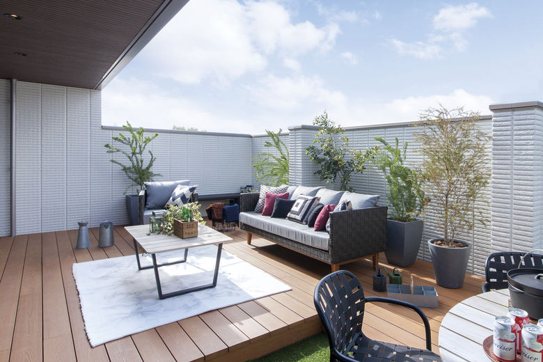 旭化成ホームズ（ヘーベルハウス） 都市の中でも自然を感じる、開放的なアウトドアリビングのある暮らしを提案の画像