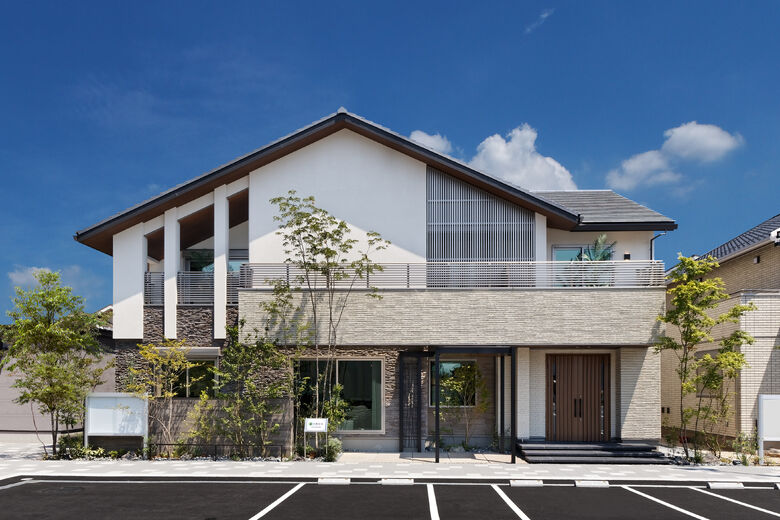 小林住宅 全棟気密測定を行い、C値は0.15。家の隙間は名刺サイズの半分以下の画像