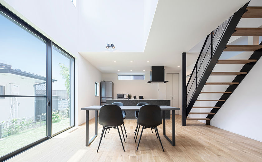 一級建築士事務所 SARA HOME桜建築事務所 リラックス効果、手入れのしやすさなど機能美デザインが暮らしを豊かにの画像