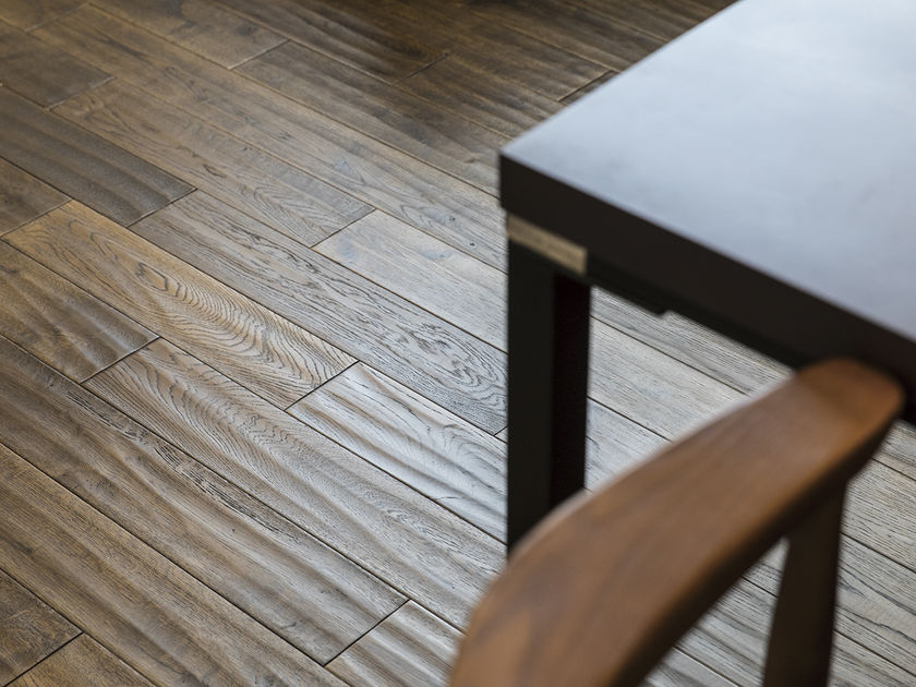 アールコーブ・ホーム(一級建築士事務所) by安江工務店 無垢の木に漆喰に薩摩中霧島壁。無添加な自然素材が標準だからの画像