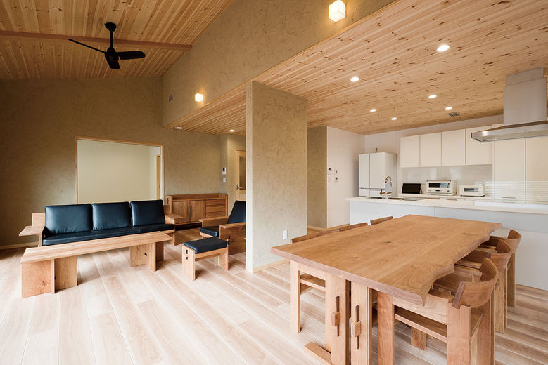 日栄商事 高知県産材「土佐桧」で作る耐久性の高い家の画像