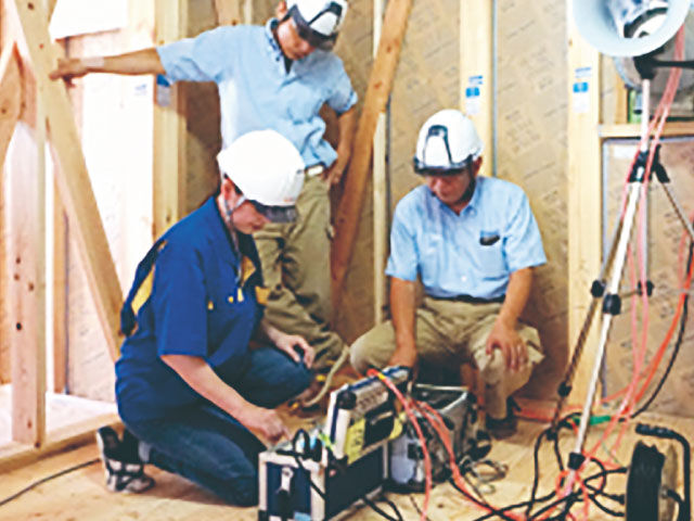 住空間設計Labo 気密検査を原則実施していることの画像