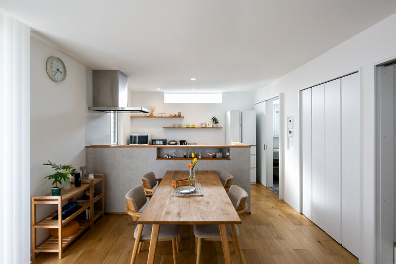 シンプル工務店 モデルハウスはつくらない。スタジオや完成見学会で「シンプルイズベスト」を体感の画像