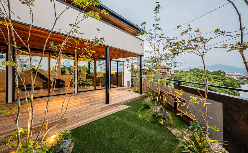 WITHDOM建築設計 建物と外構が一体となった美しいデザイン設計で、付加価値をプラスの画像