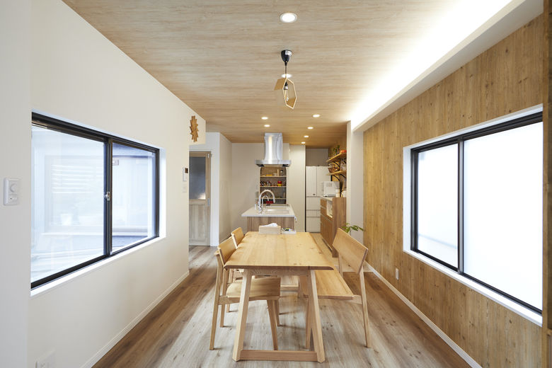 一級建築士事務所　上野工務店 自社施工・自社職人により対応。施主とのコミュニケーションを大切にしているからの画像