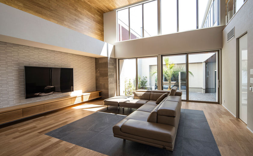 ロイヤルウッド 構造計算を全棟で。自然と溶け合う大空間や、美しい連続窓を強い躯体で可能にの画像